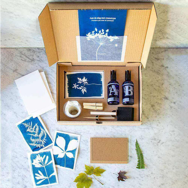 BOTANOPIA - Cyanotype Kit – DIY kit to create your own gorgeous prints –  French Blossom