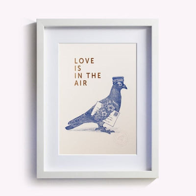 LES EDITIONS DU PAON - cute and poetic Poster - love is in the air 