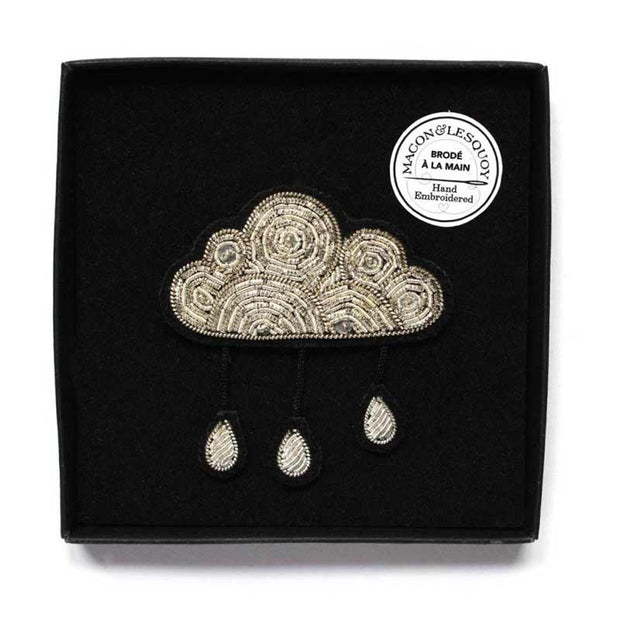 MACON & LESQUOY - Hand embroidered brooch - Silver cloud and drops - Box