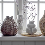 White round vase in stoneware