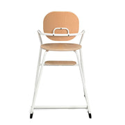 Combine design & practicality with this high chair created by Charlie Crane! It evolves at your kid grows. Fitting children from 6 months for 8 years old.