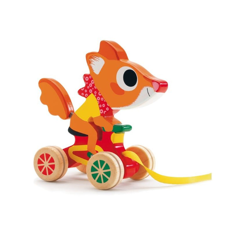 Djeco - wooden pull-along toy - scouic the squirrel