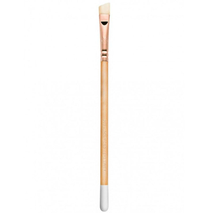 Eyelid make-up brush from Bachca