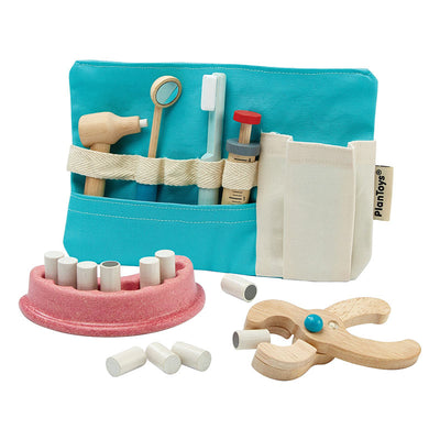 Wooden dentist set