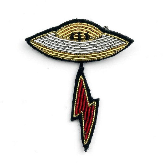 MACON & LESQUOY - Hand embroidered brooch - Flying saucer
