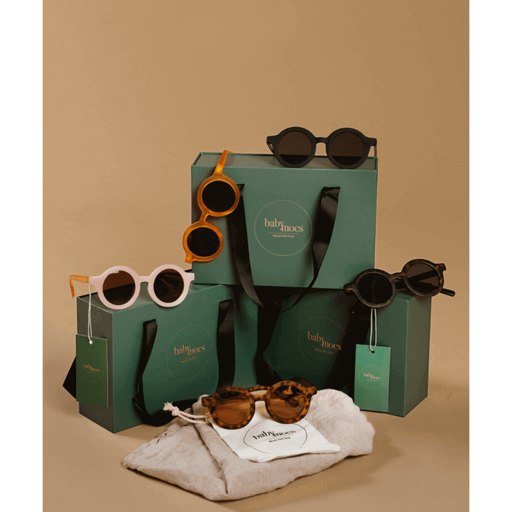 sunglasses-for-babies-scene-babymocs