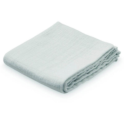 This lovely diaper created by Cam Cam Copenhagen is made from organic cotton. We love its softness and lovely mint color. A must-have for baby