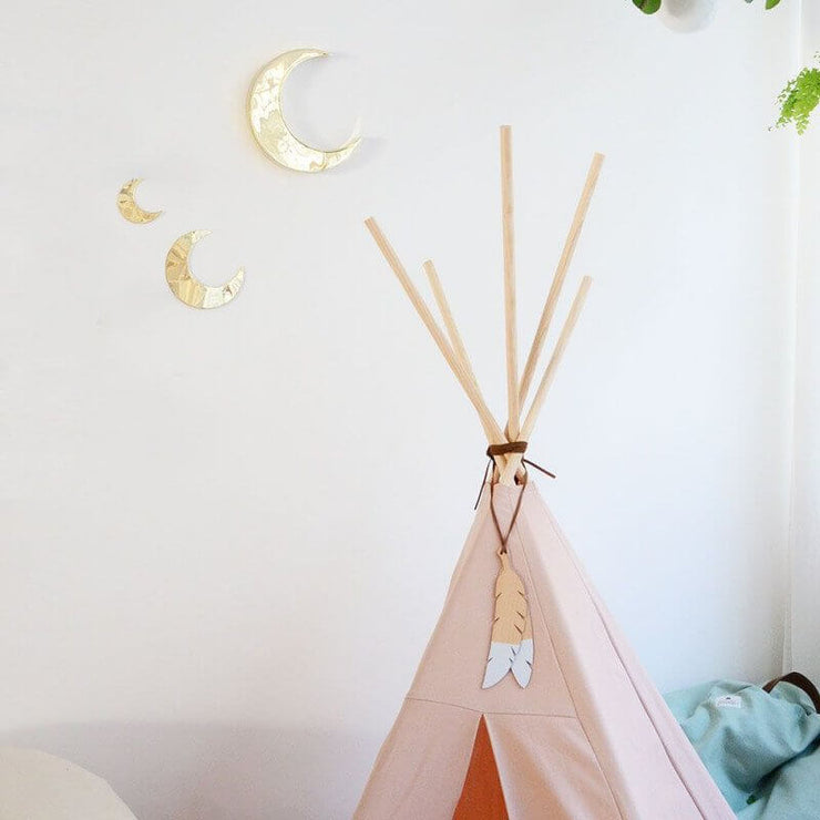 Flat moon in golden brass - M