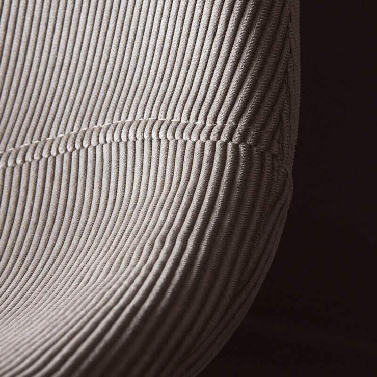 details-sandy-velvet-chair