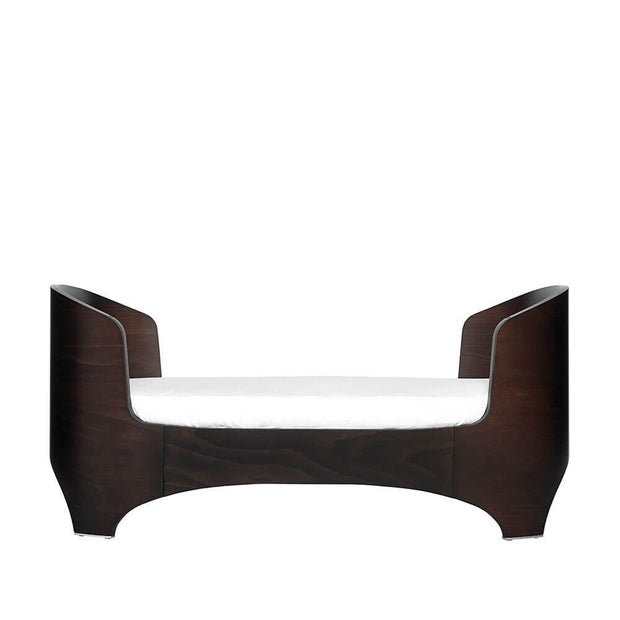 Walnut convertible baby bed - Leander
