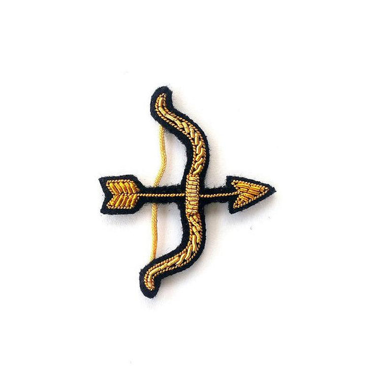 MACON & LESQUOY - Hand embroidered brooch - Greek bow