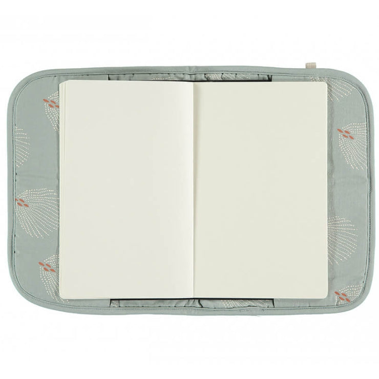 NOBODINOZ - Poema health booklet cover - White gatsby / Antique Green - Open