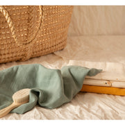 NOBODINOZ - Organic cotton swaddle - Eden Green - Scene