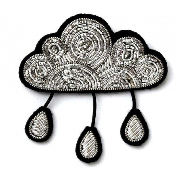 MACON & LESQUOY - Hand embroidered brooch - Silver cloud and drops