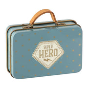MAILEG - Super hero mouse doll in a suitcase
